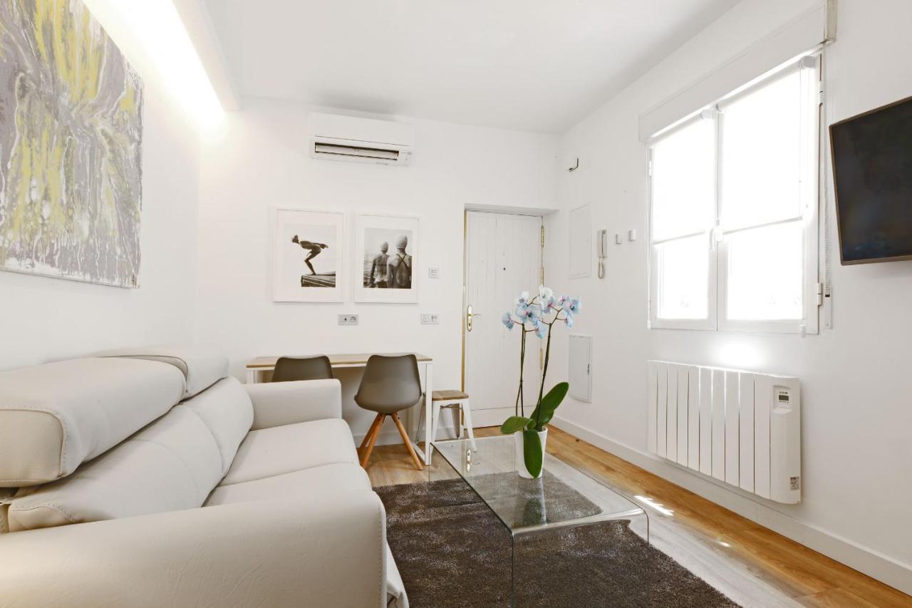 Angel Square Apartment Madrid Ngoại thất bức ảnh