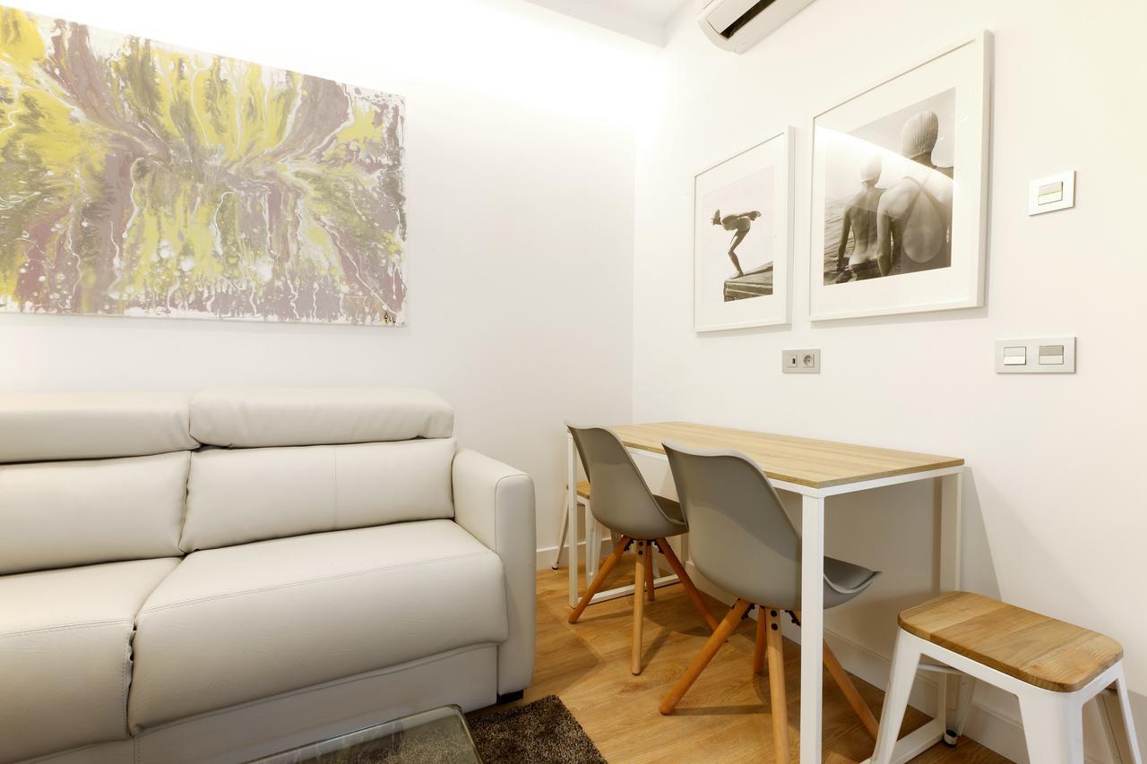 Angel Square Apartment Madrid Ngoại thất bức ảnh